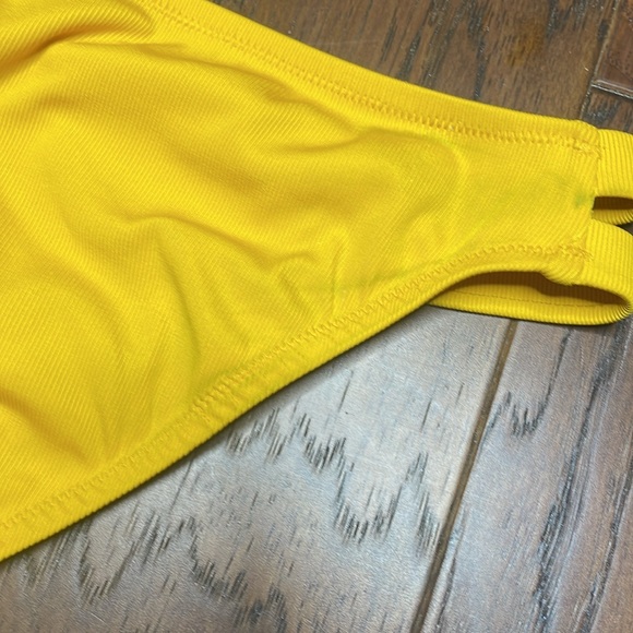 Yellow Bikini - Picture 2 of 3